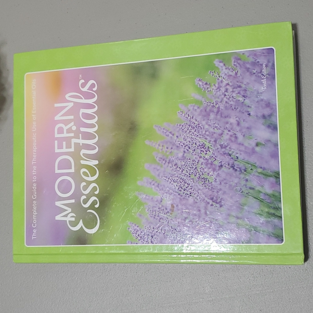 Modern essentials book
